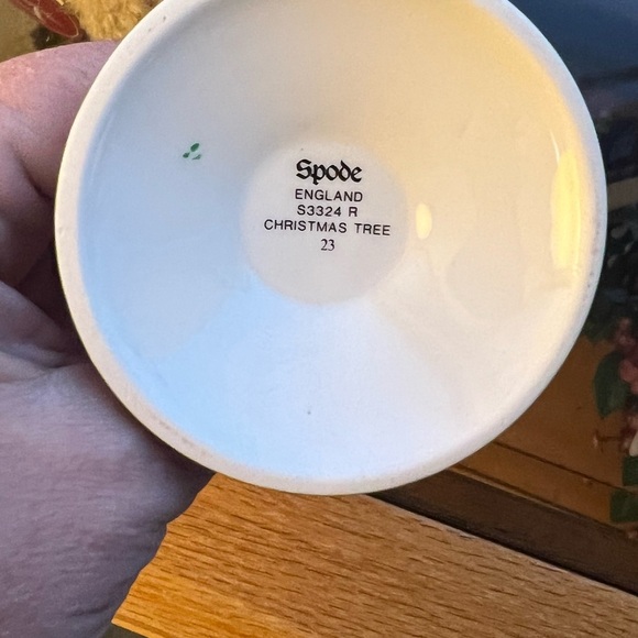 Spode Christmas Tree Low Candle Holder - Picture 7 of 7